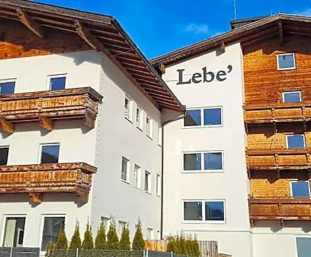 Lebeschlitters - Apartmenthaus Im Zillertal فندق 3*