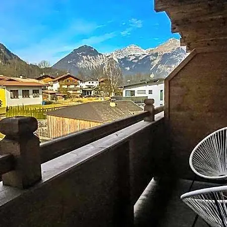 فندق Lebeschlitters - Apartmenthaus Im Zillertal فونغيبيرغ